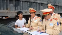 Bảo đảm trật tự đô thị, an toàn giao thông cố đô Huế trong dịp tết Nguyên đán 
