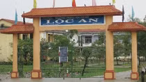 Bảo vệ trường bị nhóm thanh niên xăm trổ vây đánh hội đồng