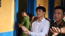 Gã đàn ông táng tận lương tâm sát hại con rồi phi tang xác bên hông nhà