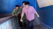 Xét xử cựu cán bộ hải quan nhận hối lộ tiền tỷ