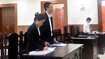 Bà Lê Hoàng Diệp Thảo phải trả con dấu cho công ty Trung Nguyên