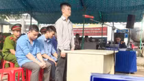 Trả thù nhầm, nhóm côn đồ nửa đêm đâm chết người