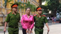 Cú lừa đảo vô tiền khoáng hậu của "Hoa hậu quý bà"