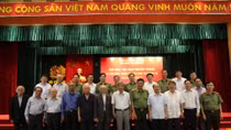 Tiếp tục đổi mới và nâng cao hiệu quả công tác giáo dục chính trị tư tưởng