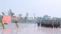 Tạp chí CAND báo công tại Khu lưu niệm Sáu điều Bác Hồ dạy