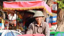 Mưu sinh dưới cái nắng đổ lửa