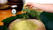 Mùa Thu Hà Nội thơm nồng hương cốm làng Vòng