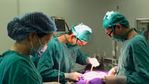 Cứu sống trẻ sơ sinh 1 ngày tuổi bị chứng “sùi bọt cua”