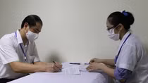 8 người nhập cảnh mắc COVID-19, hơn 128 nghìn người được tiêm vaccine