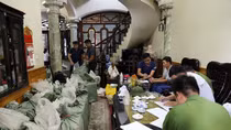 Thu gần 1 tấn pháo nổ ở 3 nhà dân