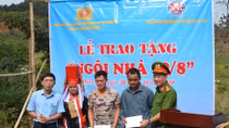 Khánh thành ngôi 2 nhà tình nghĩa 19/8