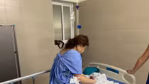 Cấp cứu vì hút mỡ bụng để nâng ngực tại thẩm mỹ viện không phép
