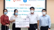 Tiếp nhận trang thiết bị y tế, test kháng nguyên phục vụ phòng dịch 