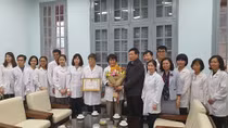 Khen thưởng thành tích nuôi cấy và phân lập thành công virus Corona