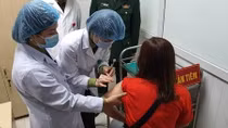 Đề xuất xem xét cấp phép khẩn cấp vaccine Nanocovax