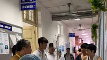 Sức khỏe nữ cổ động viên bị pháo sáng bắn giờ thế nào?