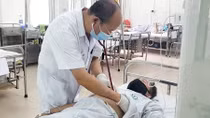 Nhầm sốt xuất huyết thành phản ứng sau tiêm vaccine phòng COVID19