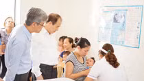 Triển khai tiêm vaccine 5 trong 1 mới vào tiêm chủng mở rộng