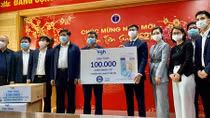 Tiếp nhận 100.000 khẩu trang y tế cho lực lượng y tế tuyến đầu