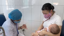 Tiến tới xóa "vùng lõm" trong tiêm chủng