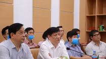 Tiếp tục cử chuyên gia đầu ngành vào miền Trung điều trị bệnh nhân COVID-19 nặng