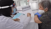 TP Hồ Chí Minh: Phấn đấu 70% dân số được tiêm vaccine mũi 1 trong tháng 8 