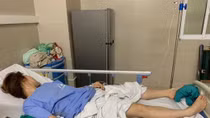 Hút mỡ bụng để bơm nâng ngực, cô gái 28 tuổi nhập viện cấp cứu 