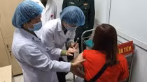 Sáng nay 26/2, tiêm thử nghiệm giai đoạn 2 vaccine COVID-19 của Việt Nam