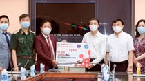 Bộ Y tế tiếp nhận 10.000 kit xét nghiệm COVID-19 