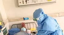 Thêm 14 ca mắc COVID-19 ở Hà Nội và Đà Nẵng