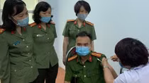 Bộ Công an triển khai tiêm vaccine COVID-19 cho CBCS Công an TP Hà Nội