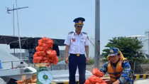Dùng thuyền nan chở 55 kg pháo Trung Quốc 