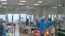  11 bệnh nhân nhiễm COVID-19 điều trị tại BV Bệnh Nhiệt đới TƯ khỏi bệnh