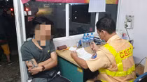 CSGT phát hiện tài xế xe bán tải dương tính với ma tuý 