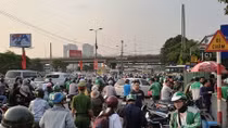 Tất cả người dân trở lại Hà Nội sau kỳ nghỉ lễ phải khai báo y tế