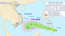 Áp thấp ngoài biển Đông có thể mạnh lên thành bão