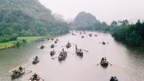 Du khách tham quan Chùa Hương sẽ phải trả phí cao hơn gấp đôi hiện tại