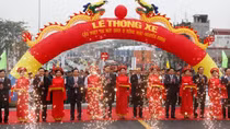 Hà Nội thông xe cầu vượt trên đường đắt nhất Hà Nội