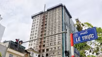 Hà Nội báo cáo Thủ tướng hoàn thành “cắt ngọn” tòa nhà 8B Lê Trực