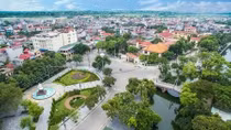 Đình chỉ sinh hoạt cấp uỷ Trưởng phòng Tài nguyên và Môi trường thị xã Sơn Tây