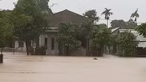 Lũ trên các sông khu vực Trung Bộ diễn biến phức tạp