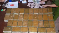 Triệt xóa đường dây vận chuyển 150 bánh heroin với "chiêu" cất giấu cực "độc"