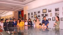 Về Hòn Đá Bạc nghe kể chiến công năm xưa