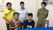 Bắt 2 đối tượng vận chuyển 10 bánh heroin trên đất Lào