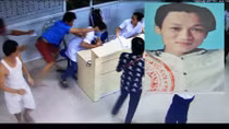 Vào thăm "chiến hữu" đang cấp cứu, đánh bác sĩ, bảo vệ ngất xỉu