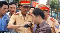 CSGT sẽ kiểm tra nồng độ cồn gần các nhà hàng, quán rượu vào giờ cao điểm