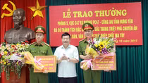 Khen thưởng các đơn vị triệt phá chuyên án ma túy khủng ở Hưng Yên