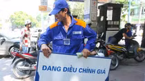 Xăng lại tăng giá từ chiều nay 20-11