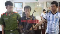 Khoảnh khắc đối đầu với tên trùm ma túy có vũ khí trên đỉnh Pù Kẽm