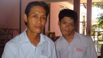 Rơi nước mắt nghe bố cậu học trò tật nguyền kể về mơ ước của con